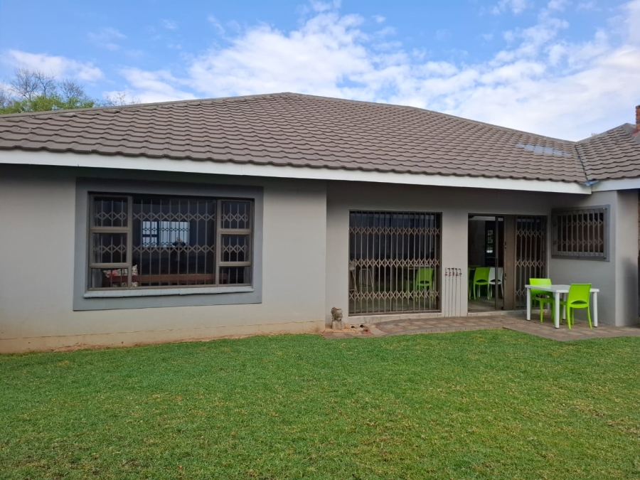 3 Bedroom Property for Sale in Heuwelsig Free State